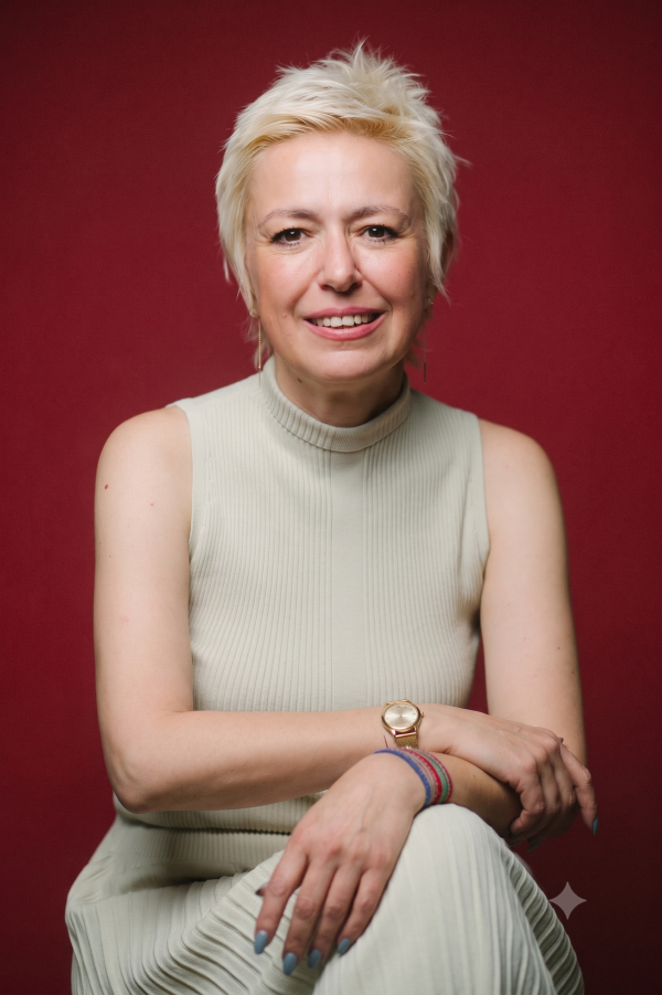 Maria-Adriana Hausvater